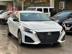 نيسان ألتيما